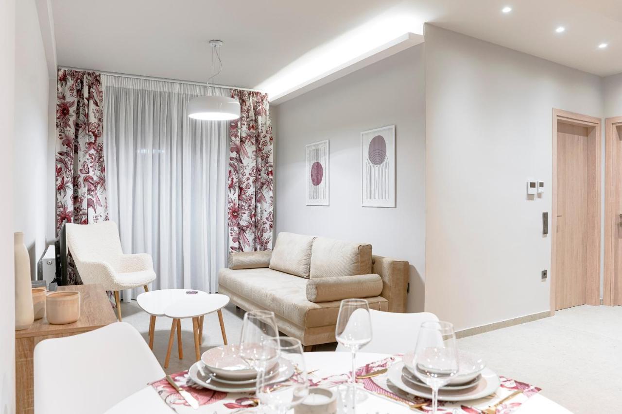 Quattro Luxury Apartments Trikala  Bagian luar foto