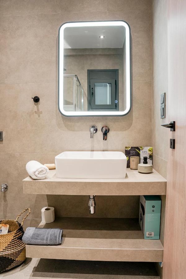 Quattro Luxury Apartments Trikala  Bagian luar foto